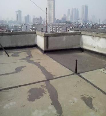 康马漏水维修 楼顶漏水是什么原因，楼顶漏水维修方法是什么?